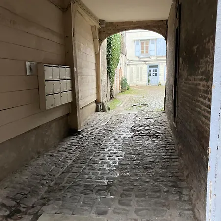 Charmante Maisonnette Feriehus Troyes